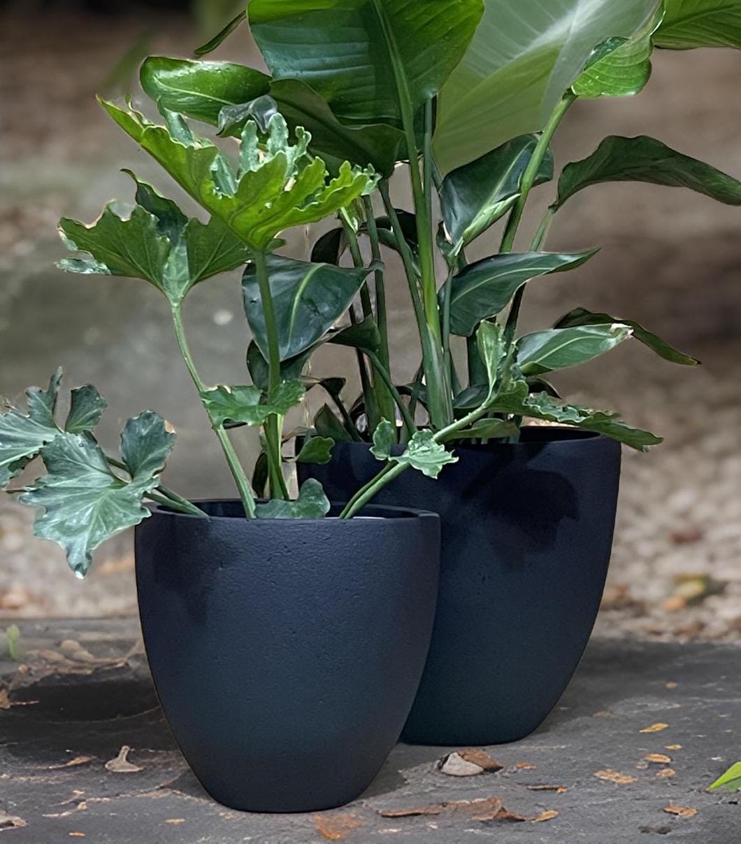 15" Round Fiberglass Planter: Modern Stone Finish, Indoor/Outdoor