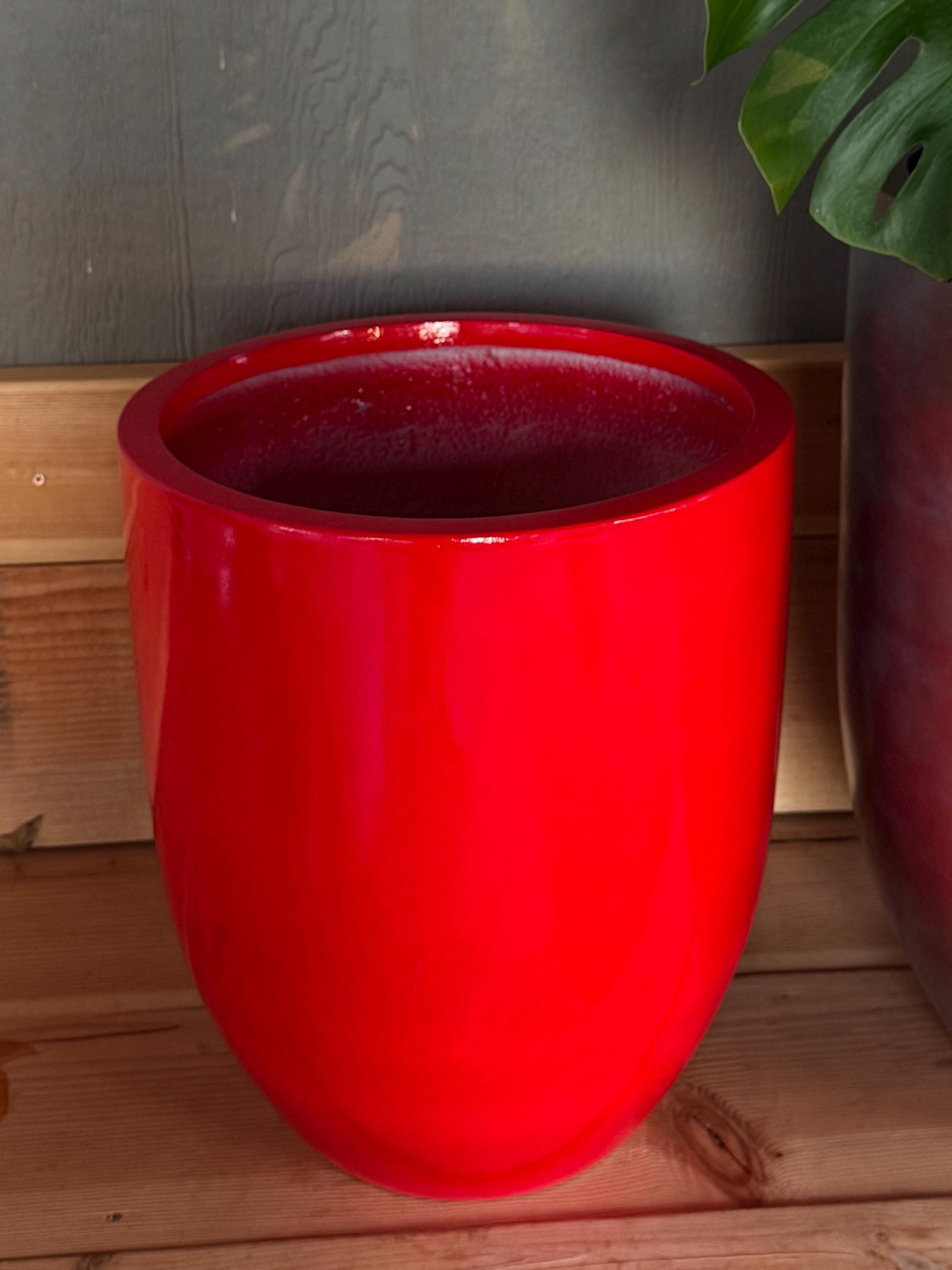 Glossy Red Fiberglass Planter: Contemporary Garden & Home Decor (18-27 Inches Tall)