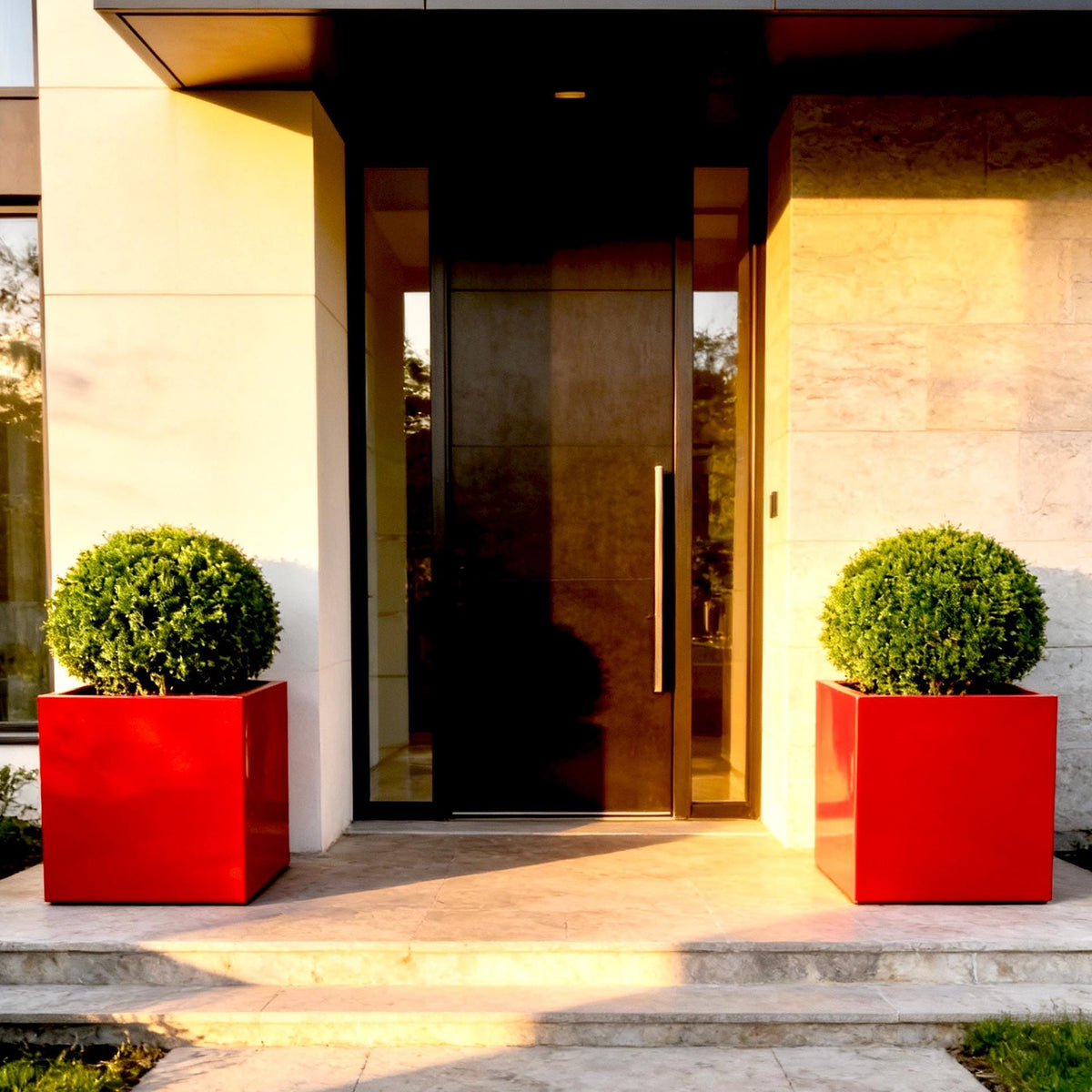 Glossy Red Fiberglass Planter: Contemporary Garden & Home Decor (18-23 Inches)